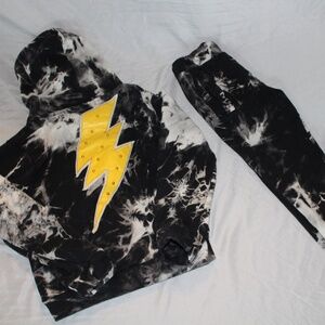 Lola + The Boys Thunderbolt Tie Dye Set